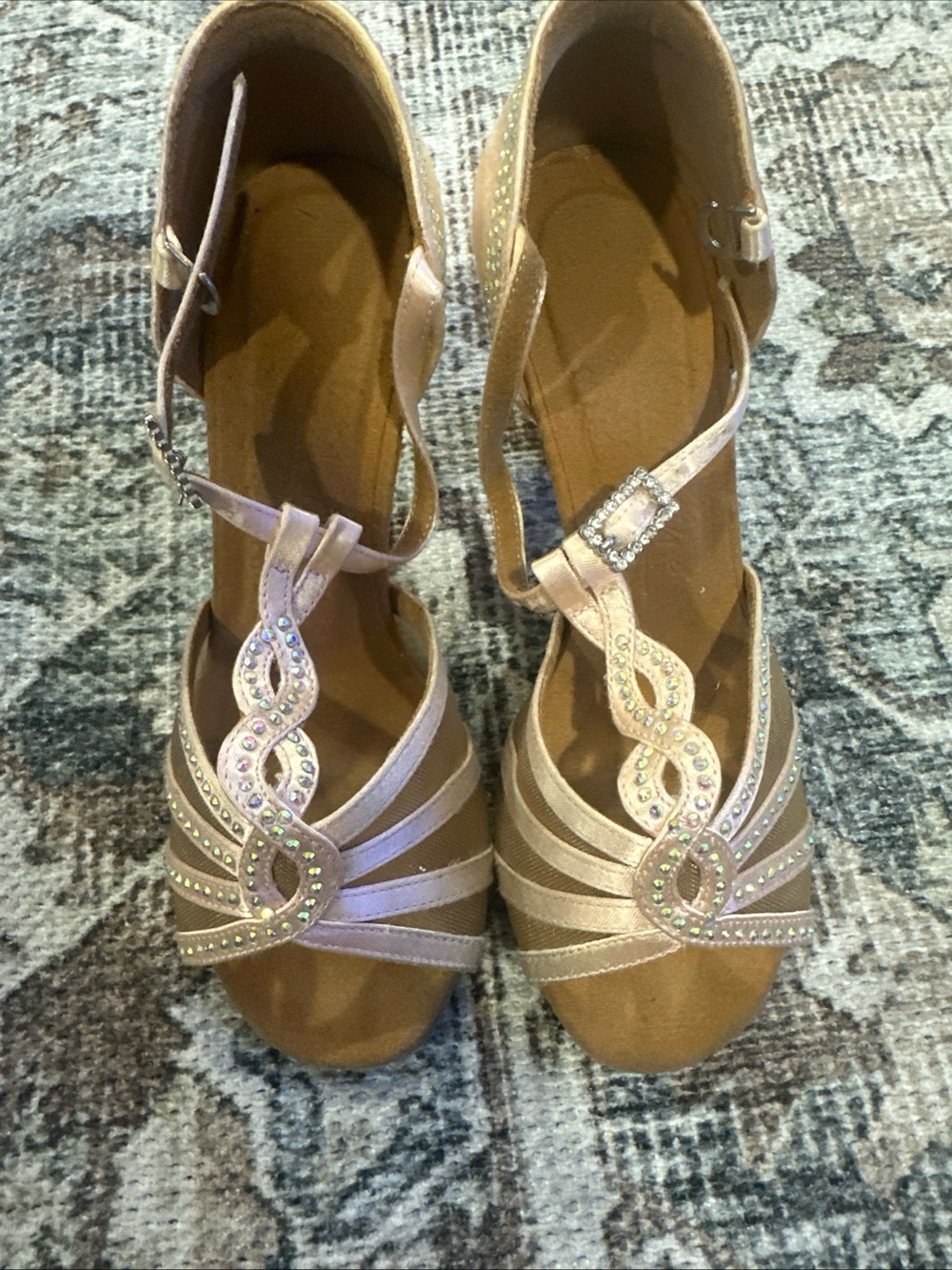 Very Fine- Size 5- Women's Rhinestone T-Strap Dance Sandals - Blush Pink